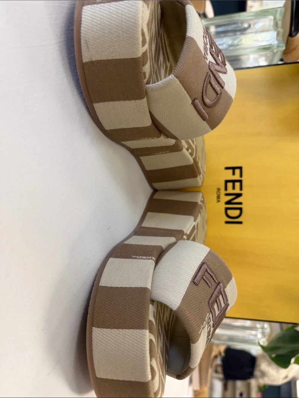 Fendi FF Logo Slide Sandals NWT Full set size 39